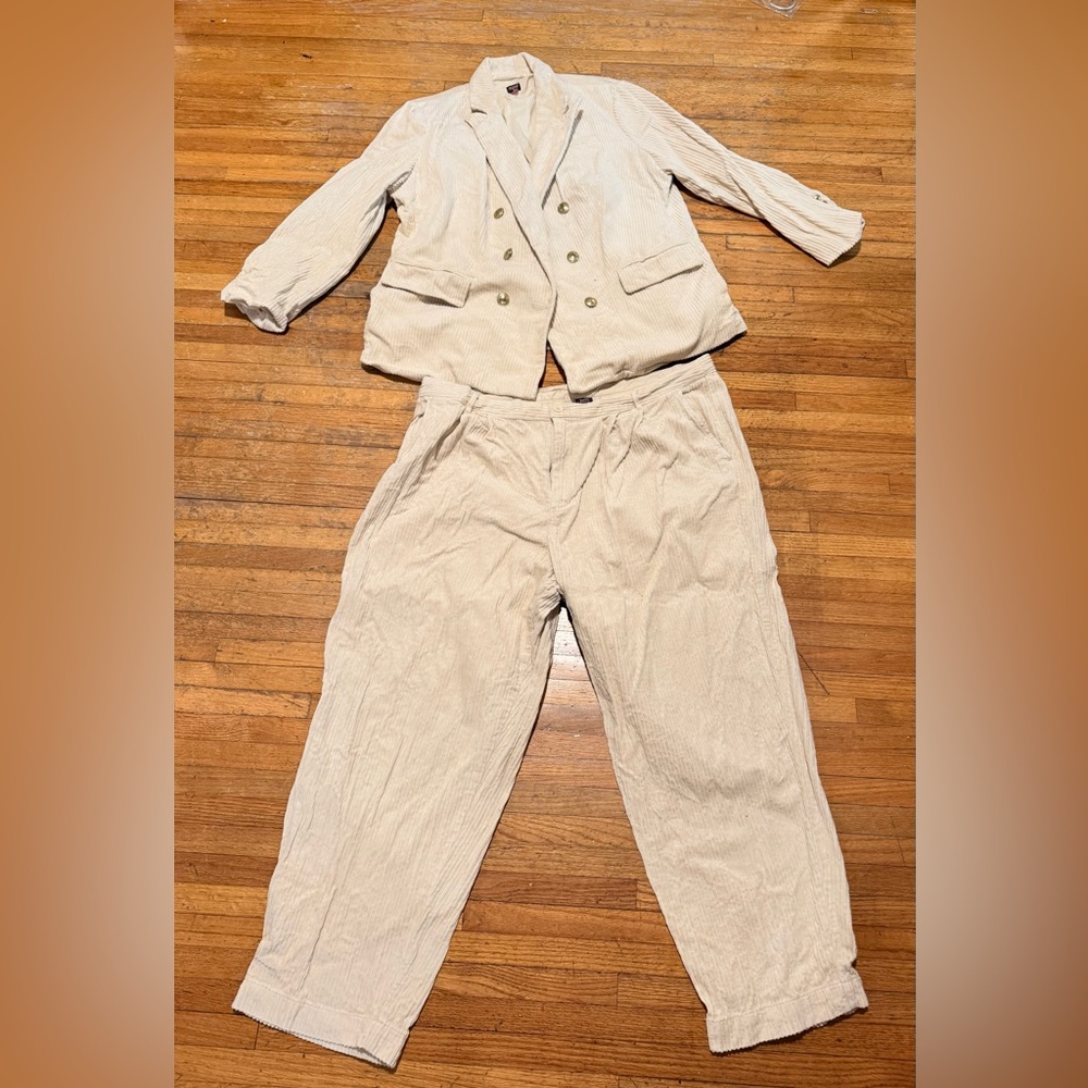 Rowing Blazers Cream Pantsuit Elegant Lightweight Design